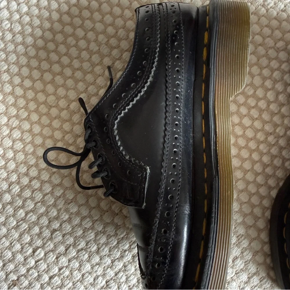 Dr. Martens | 3989 Patent Brogue Shoes Black Oxford Preppy Punk Classic | Size 6 - Picture 7 of 13